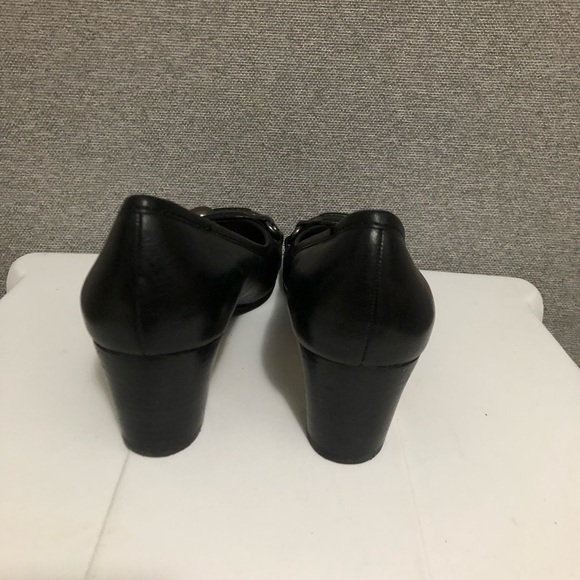 Coach worn once - Picture 4 of 4